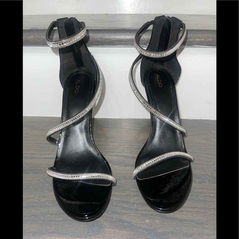 COPY - END OF SUMMER SALE 💕💕Black heel sandals ALDO